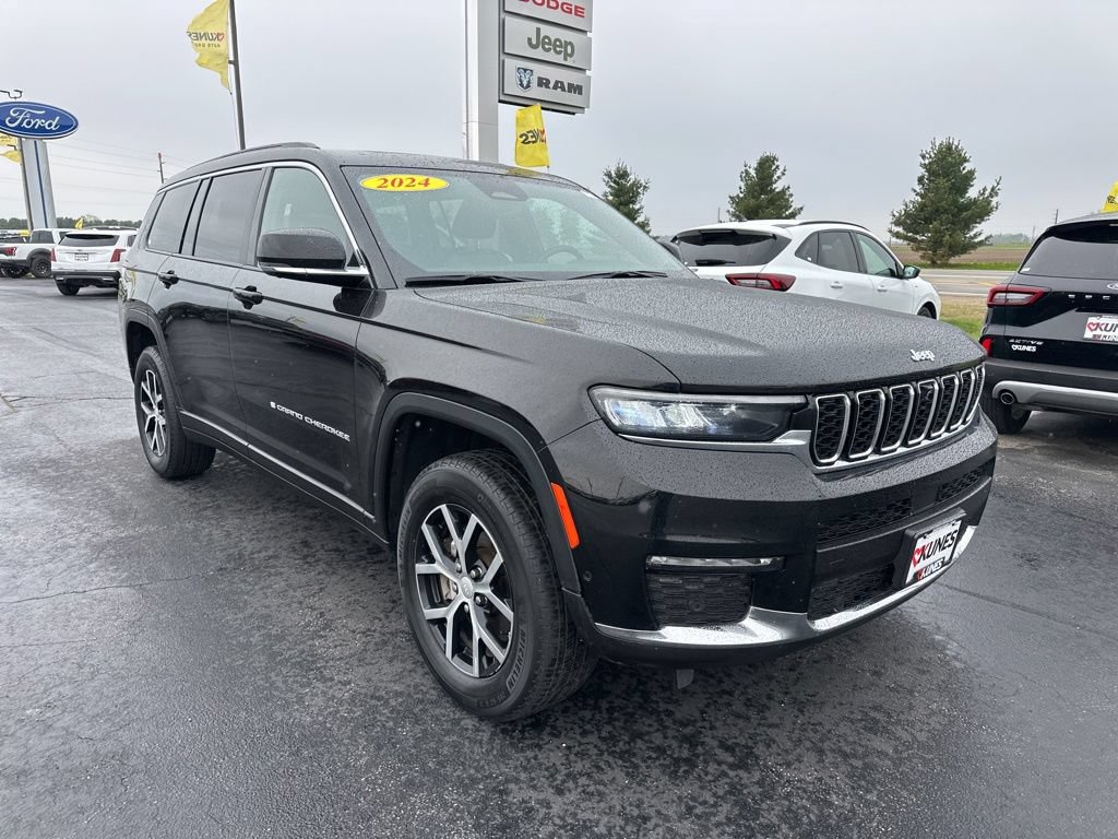 Used 2024 Jeep Grand Cherokee L Limited w/ Luxury Tech Group II AWD/4WD image 2