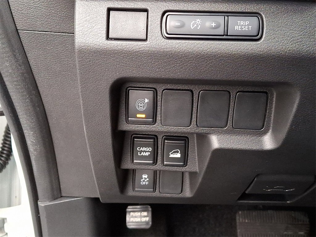 Used 2024 Nissan Frontier SV w/ Technology Package image 26