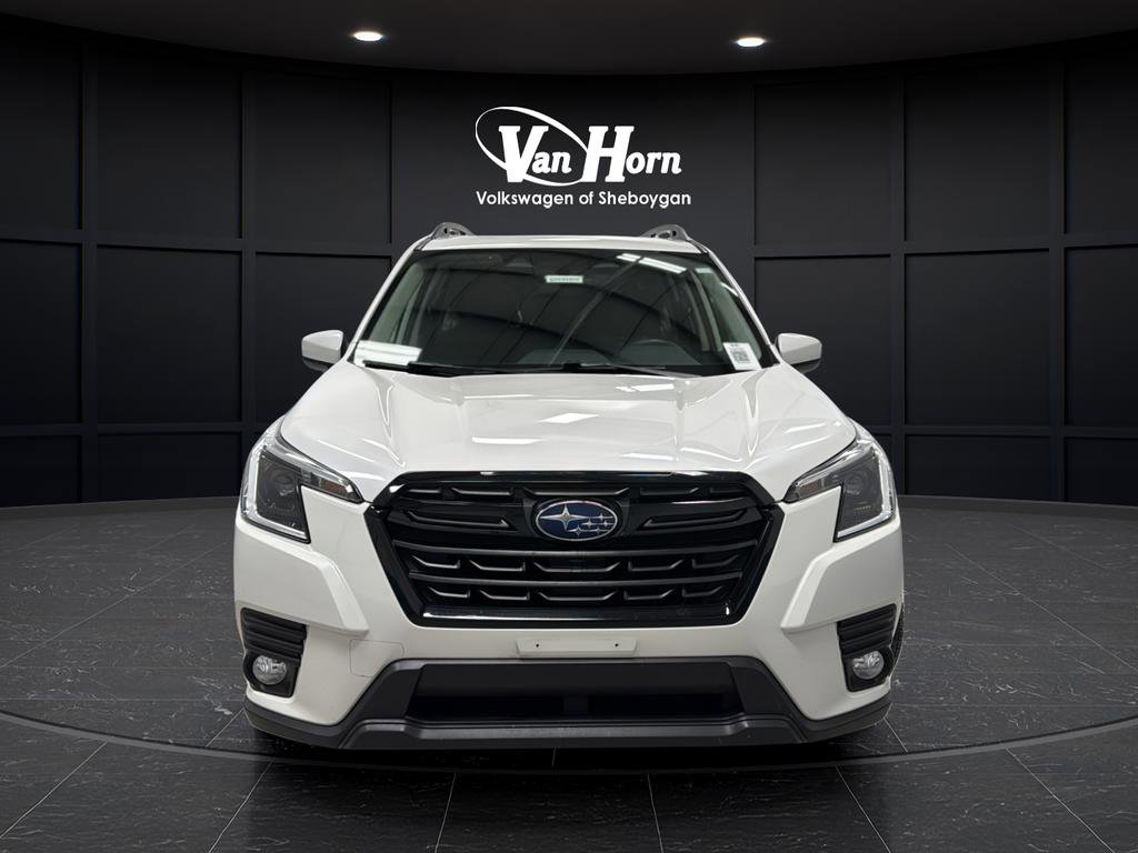 Used 2022 Subaru Forester Premium image 8