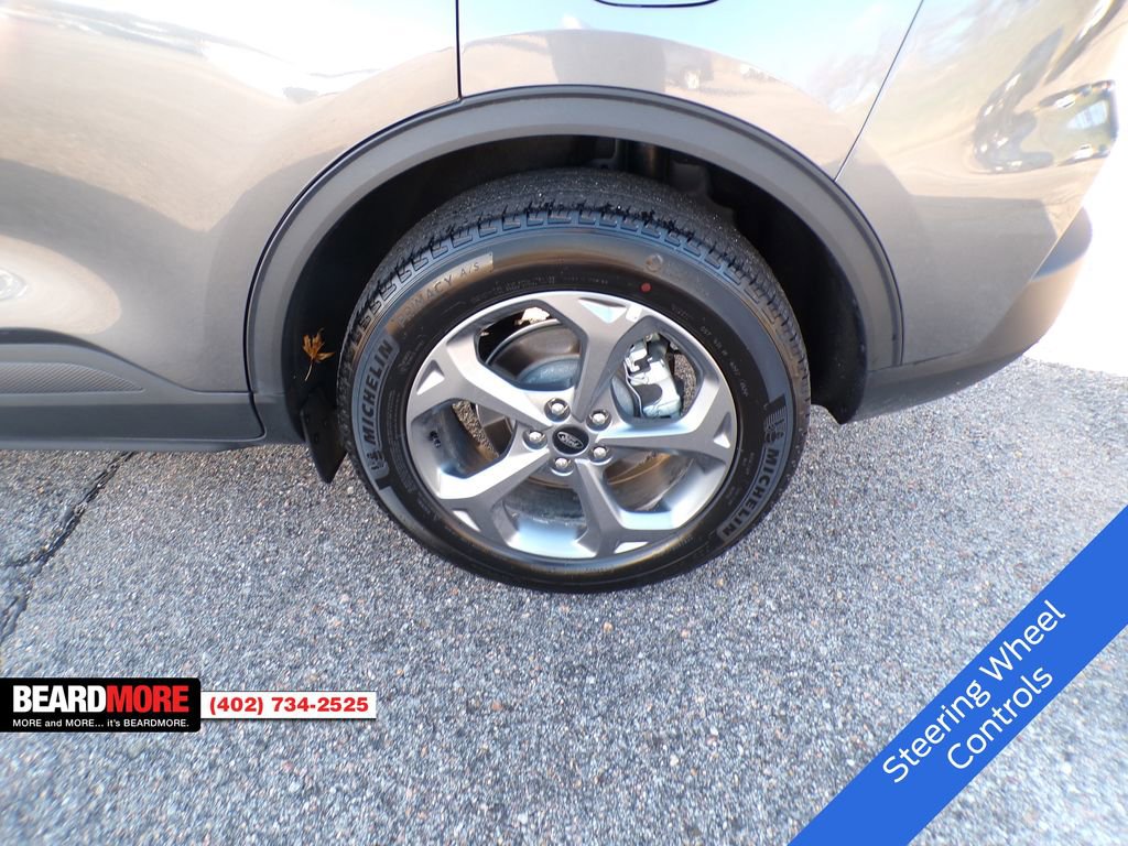Used 2025 Ford Escape ST-Line image 10