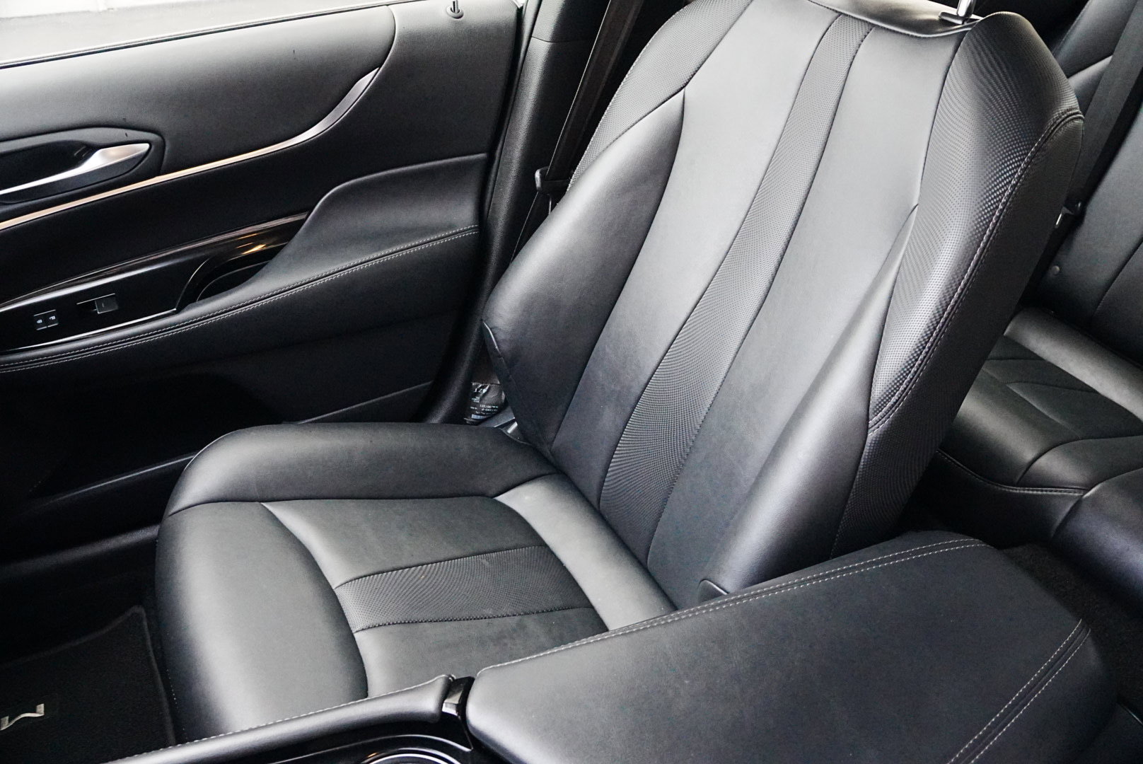 Used 2022 Toyota Mirai XLE image 11