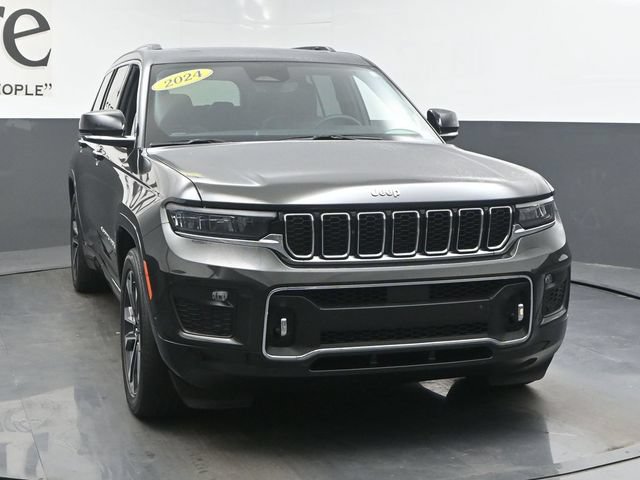 Used 2024 Jeep Grand Cherokee L Overland w/ Trailer Tow Package AWD/4WD image 56