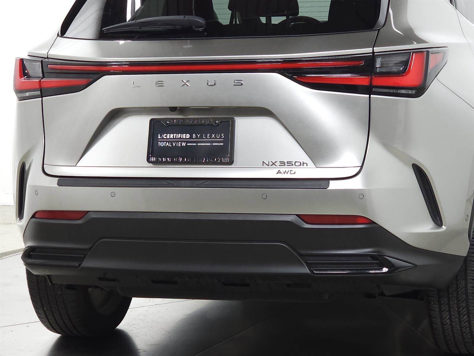Used 2024 Lexus NX 350h AWD w/ Vision Package image 10