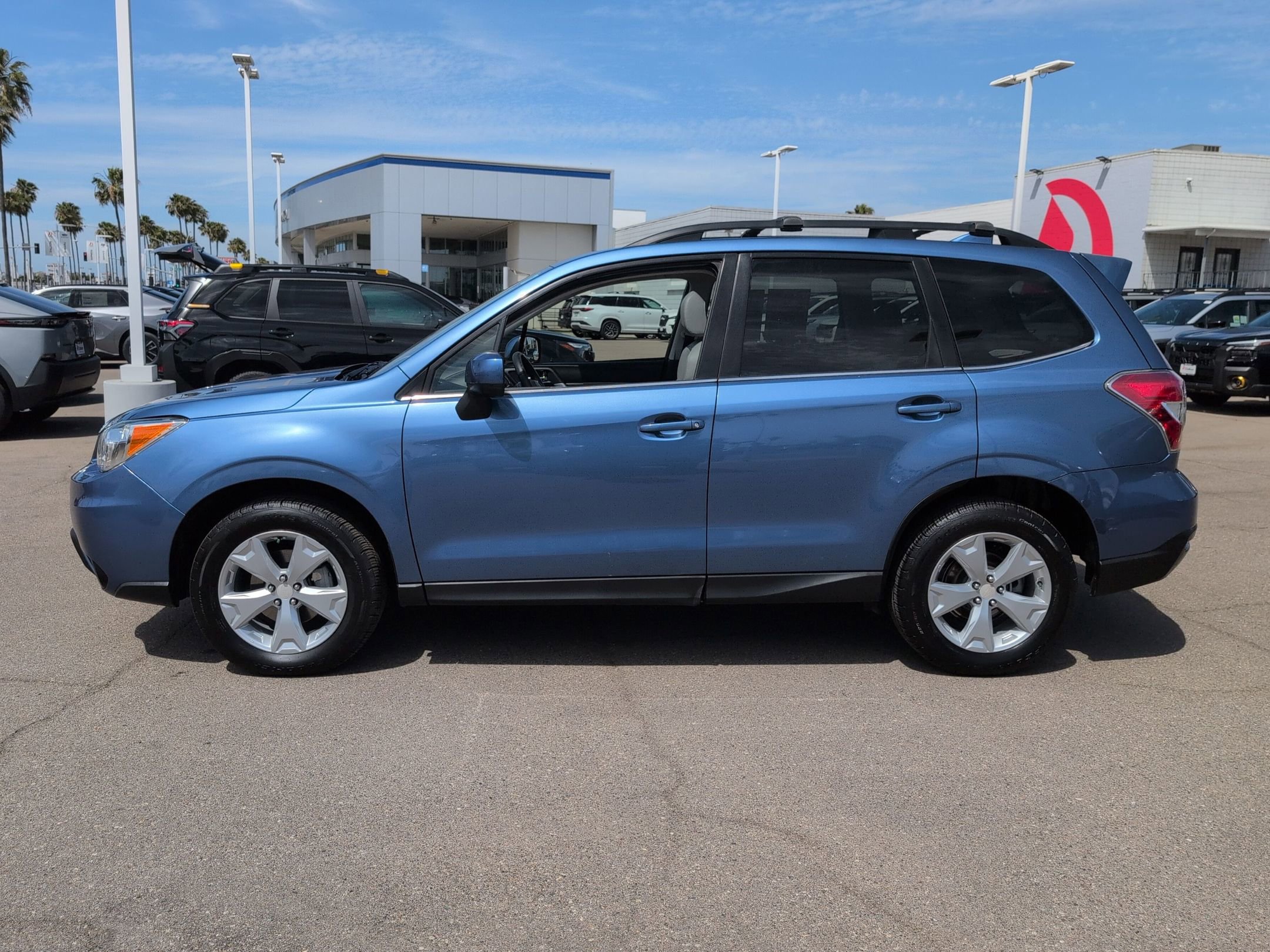 Used 2016 Subaru Forester 2.5i Limited image 4