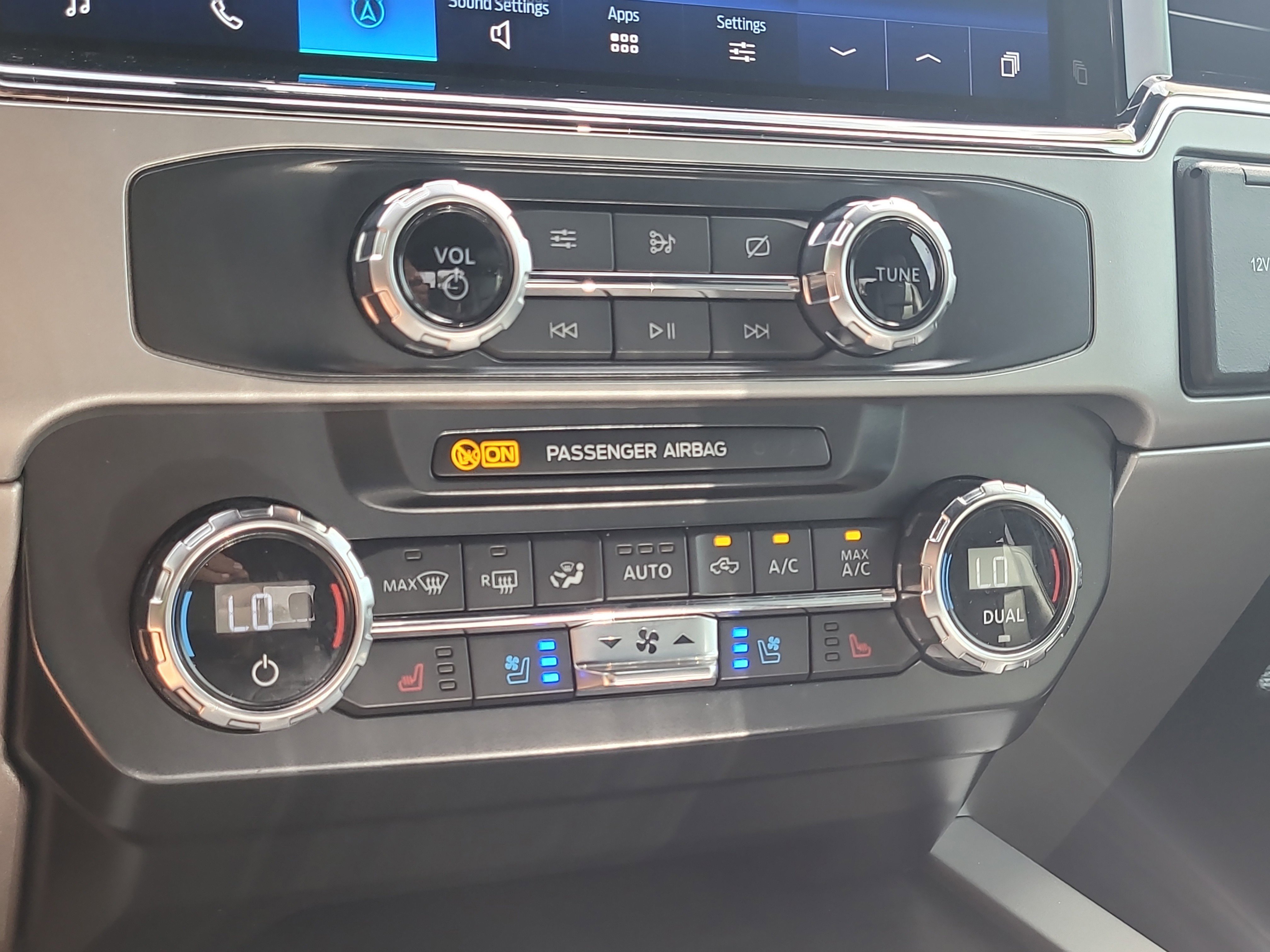 Used 2022 Ford F250 Lariat w/ Lariat Ultimate Package AWD/4WD image 28