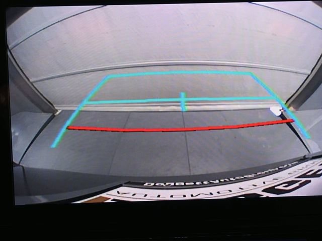 Used 2022 Toyota Sienna XLE image 32