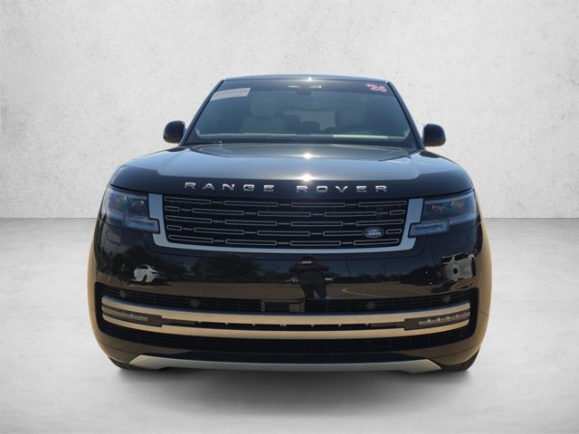 Used 2026 Land Rover Range Rover Long Wheelbase SE AWD/4WD image 2