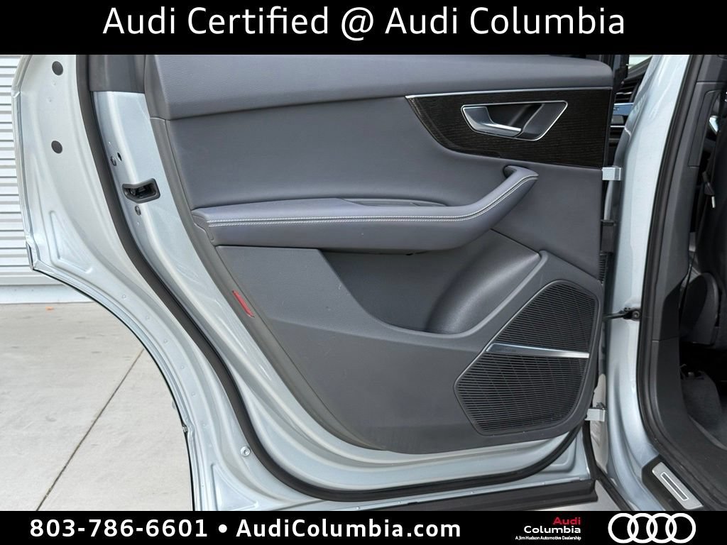 Certified 2025 Audi Q7 3.0T Premium Plus AWD/4WD image 24