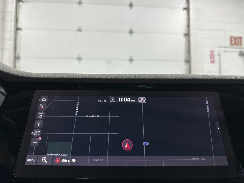 Used 2021 Kia Niro Touring image 26