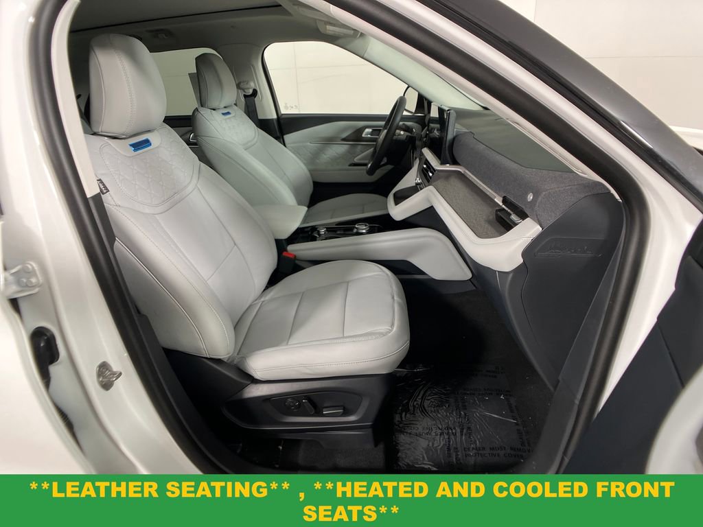 New 2026 Ford Explorer Platinum w/ LUX Leather Package image 5