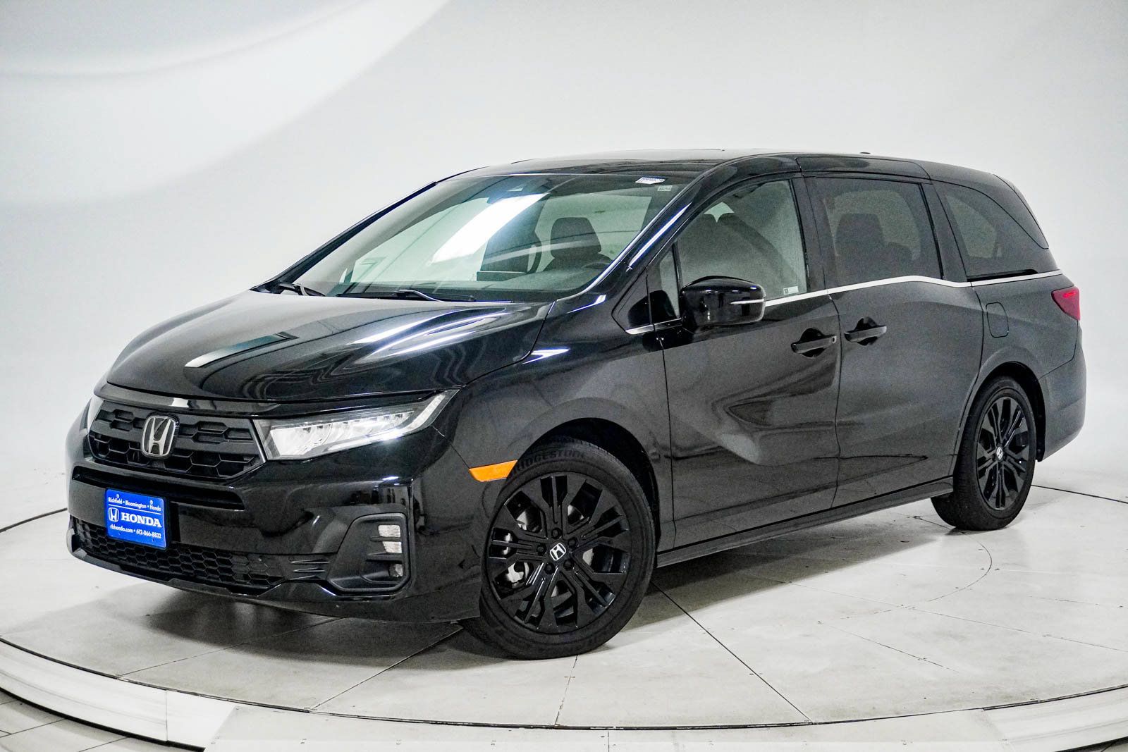 Used 2026 Honda Odyssey Sport-L image 1