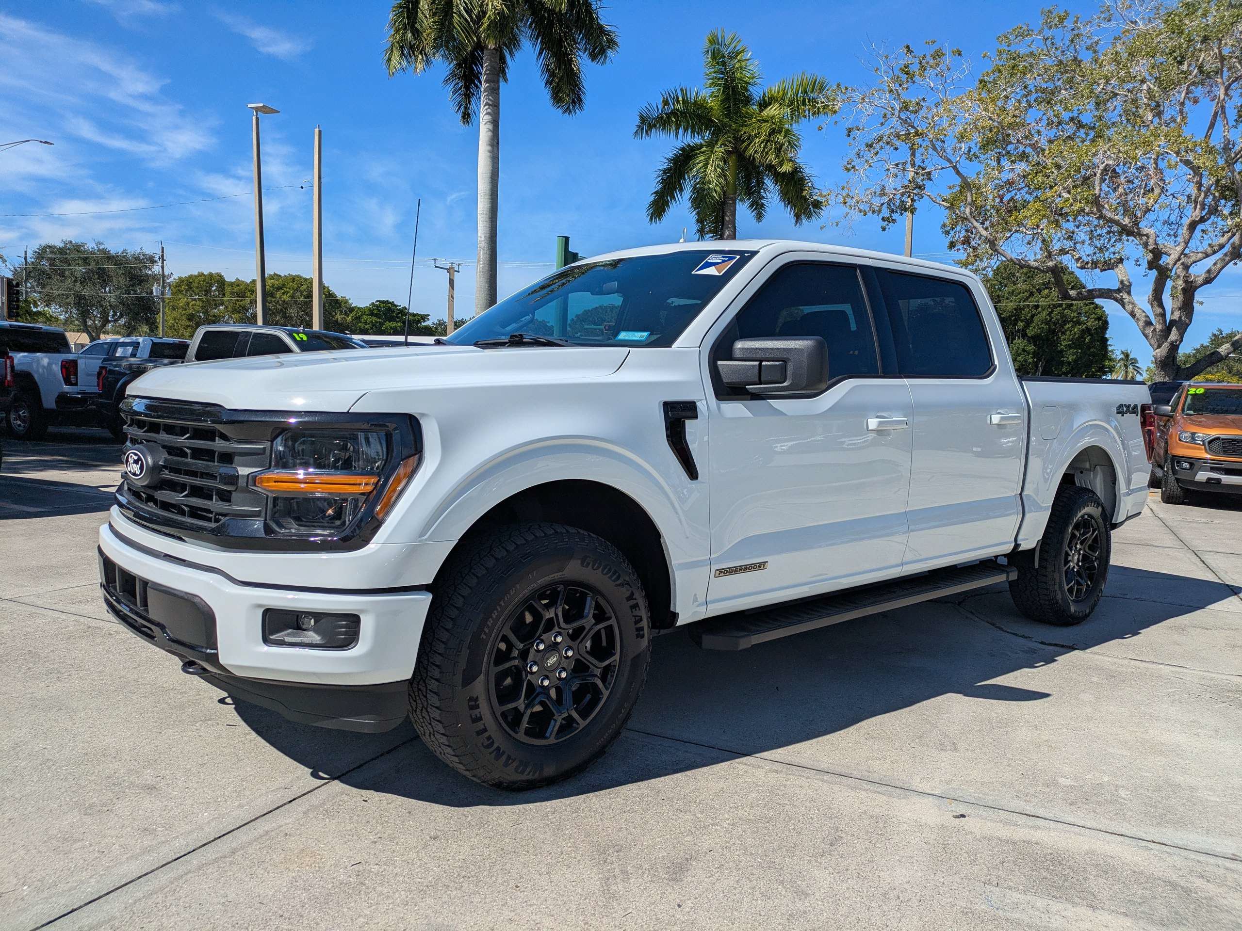 Used 2025 Ford F150 XLT w/ Equipment Group 301A Standard AWD/4WD image 7