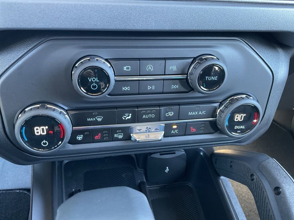 New 2025 Ford Bronco Badlands image 15