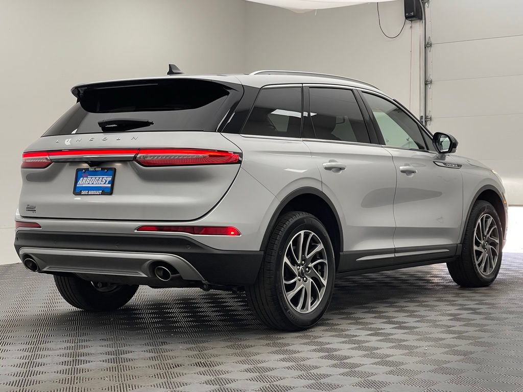 Used 2020 Lincoln Corsair AWD w/ Equipment Group 101A image 7