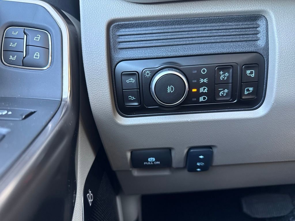 New 2026 Ford F350 Platinum w/ Platinum Plus Package image 14