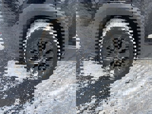 Used 2022 Volkswagen Taos S image 11