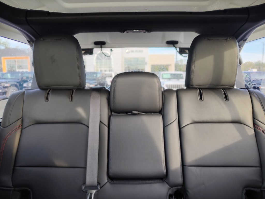 New 2026 Jeep Wrangler Unlimited Rubicon w/ Safety Group image 28