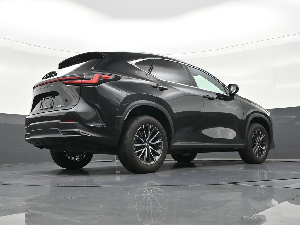 Used 2023 Lexus NX 250 FWD w/ Towing Package (2000 Lbs) image 27