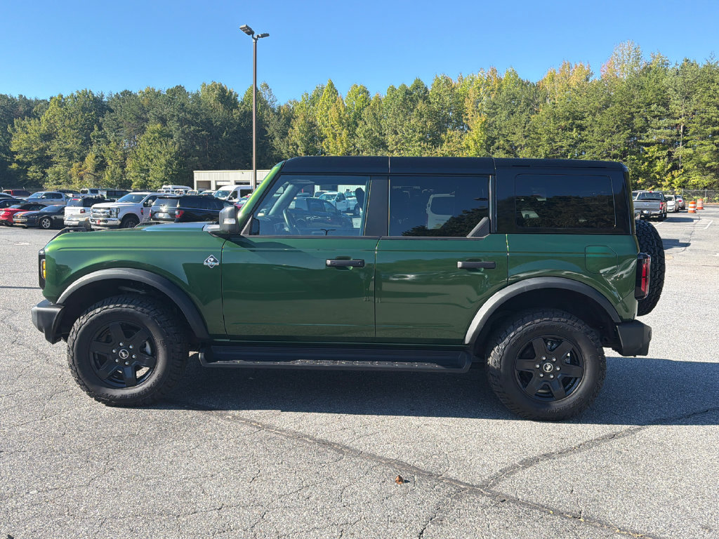Used 2025 Ford Bronco Outer Banks AWD/4WD image 4
