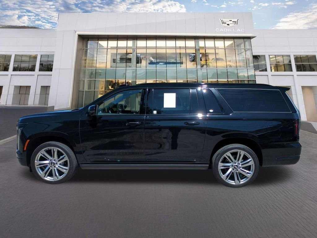 Used 2026 Cadillac Escalade ESV Sport w/ Touring Package image 8