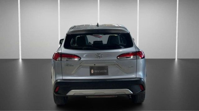 Used 2022 Toyota Corolla Cross L AWD/4WD image 8
