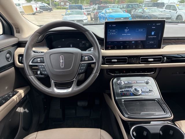 Used 2023 Lincoln Nautilus Reserve w/ Equipment Group 201A image 25