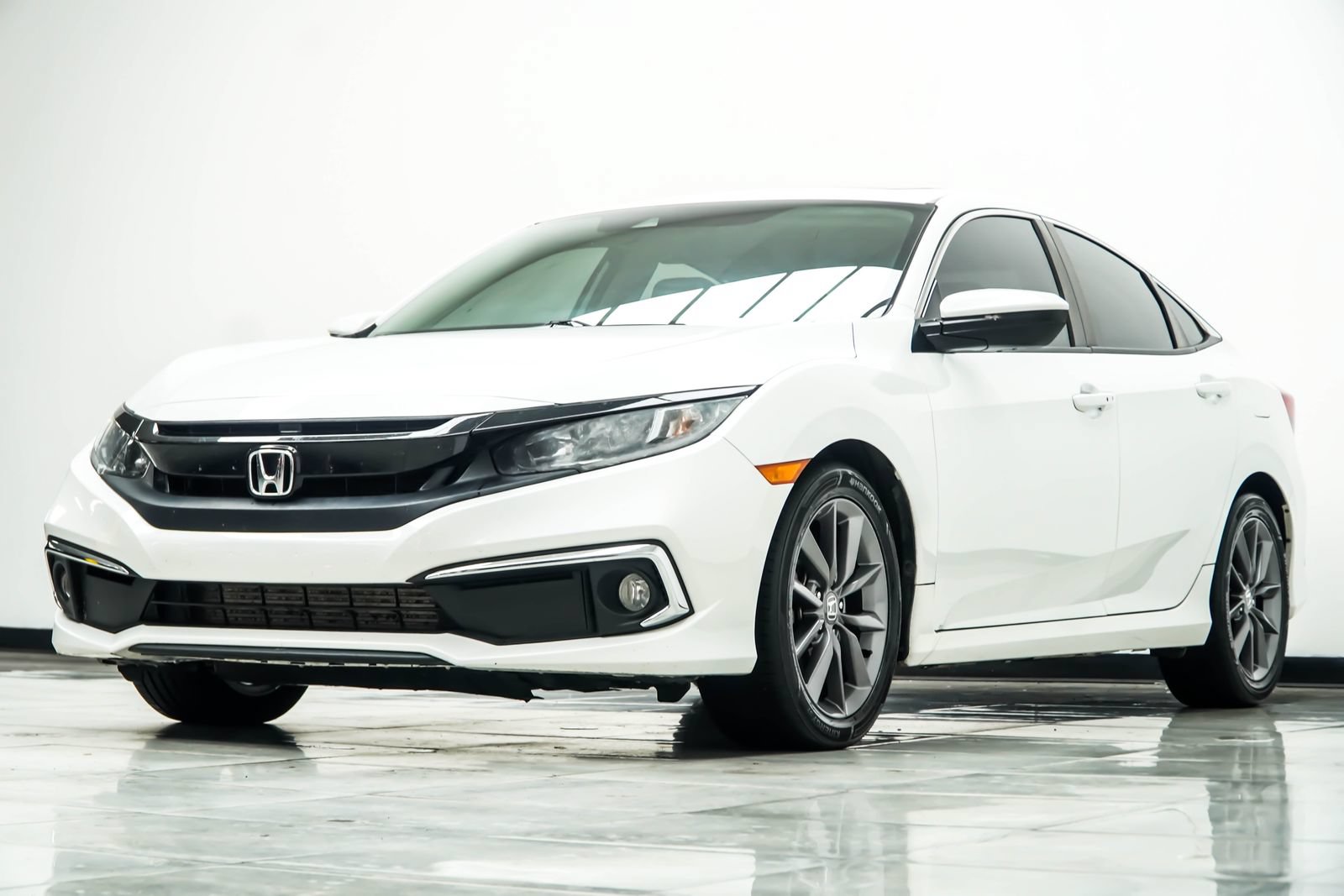 Used 2021 Honda Civic EX-L image 9