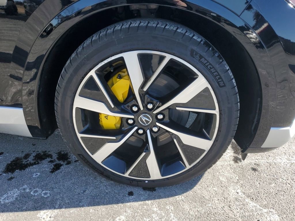 Used 2024 Acura ZDX Type S image 11