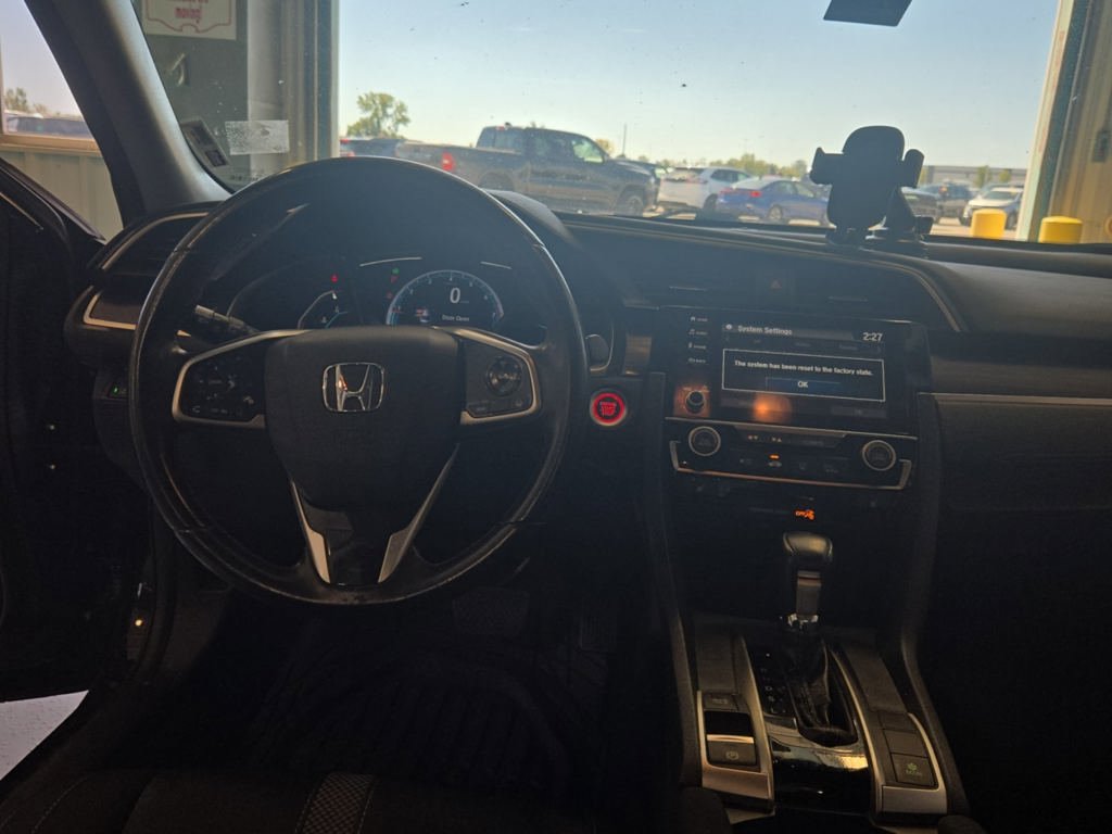 Used 2019 Honda Civic EX image 10