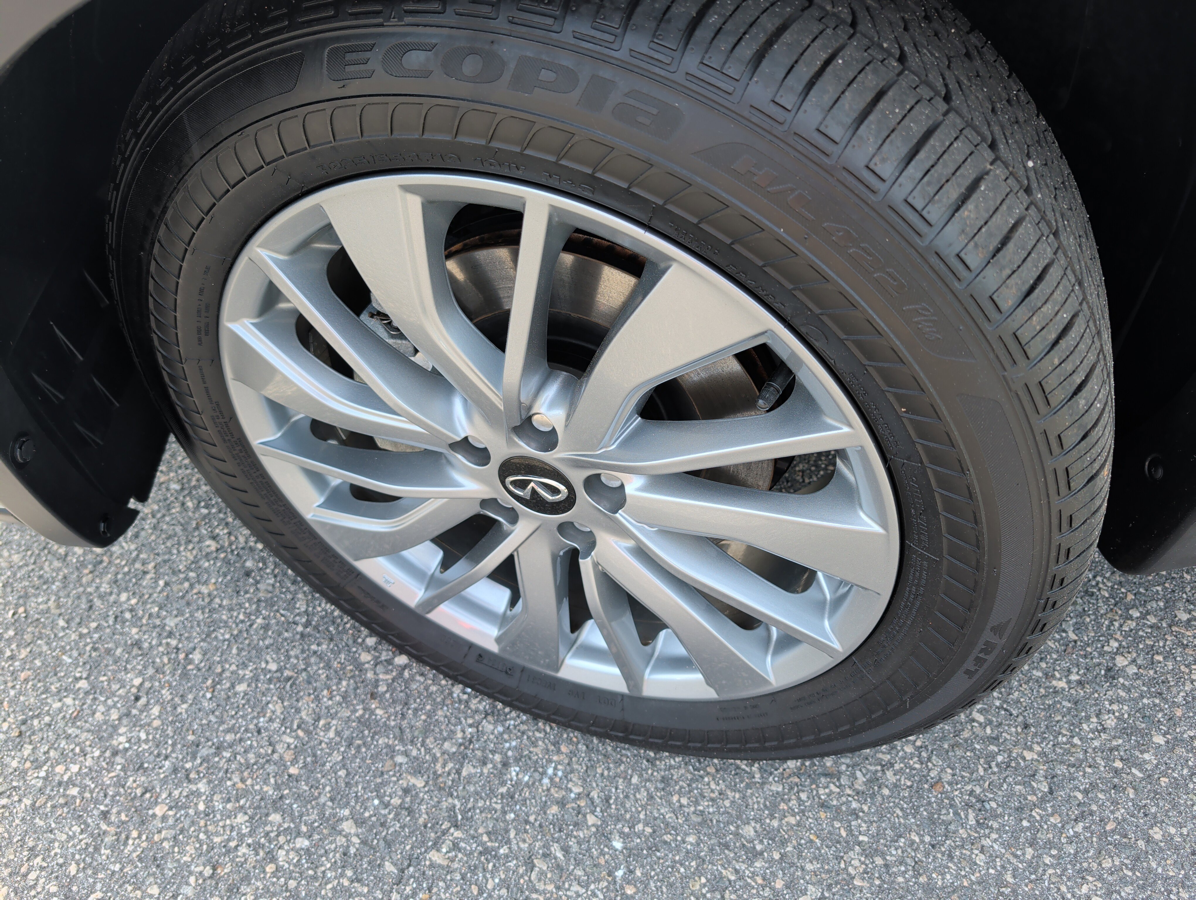 Certified 2025 INFINITI QX50 Luxe w/ Cargo Package image 7