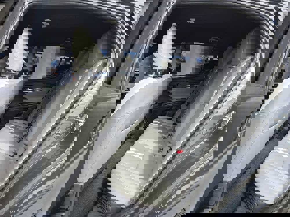 Used 2025 Toyota Camry SE image 11