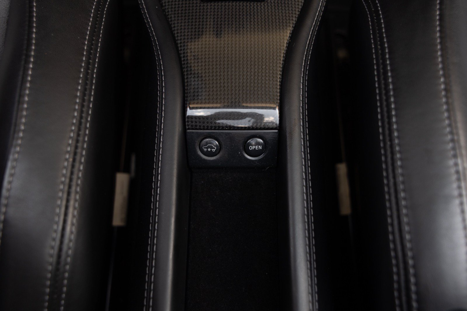 Used 2012 Ferrari 458 Spider RWD image 55