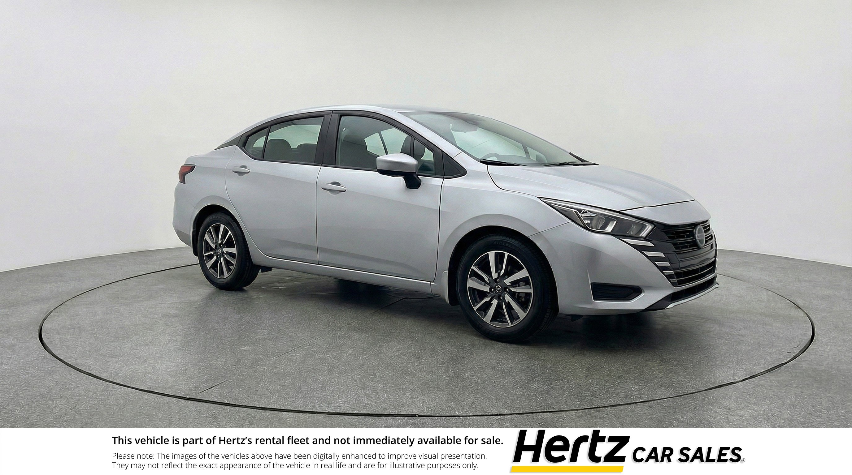 Used 2025 Nissan Versa SV FWD image 1