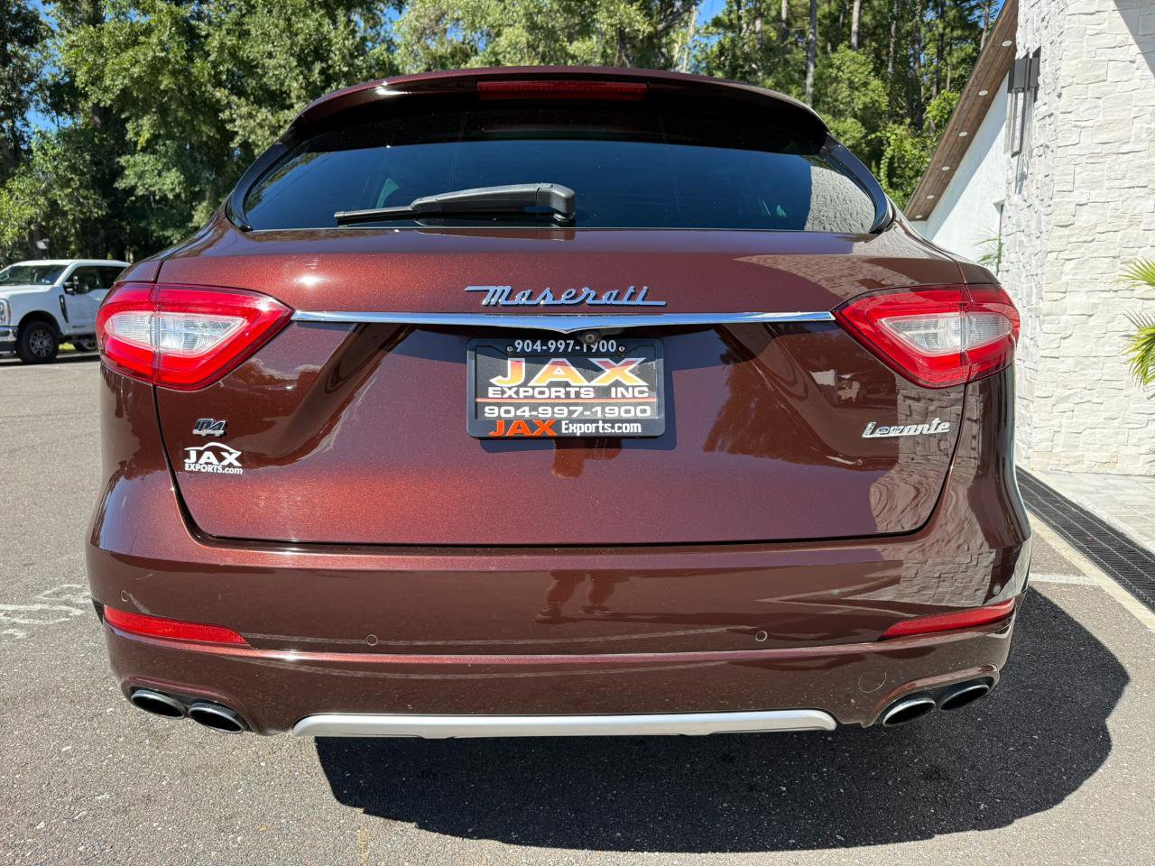 Used 2019 Maserati Levante GranLusso AWD/4WD image 5