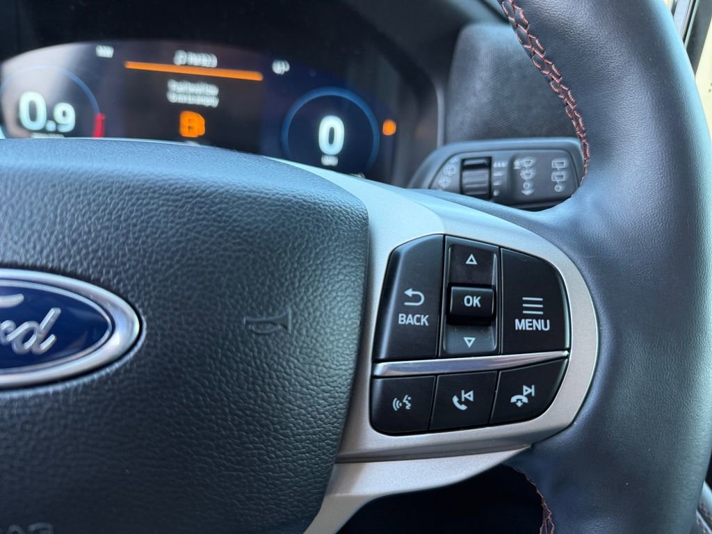Certified 2025 Ford Explorer Active w/ Active Comfort Package image 22