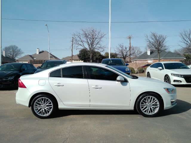 Used 2015 Volvo S60 T6 image 5