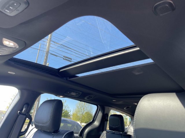 New 2027 Chrysler Pacifica Limited FWD image 25