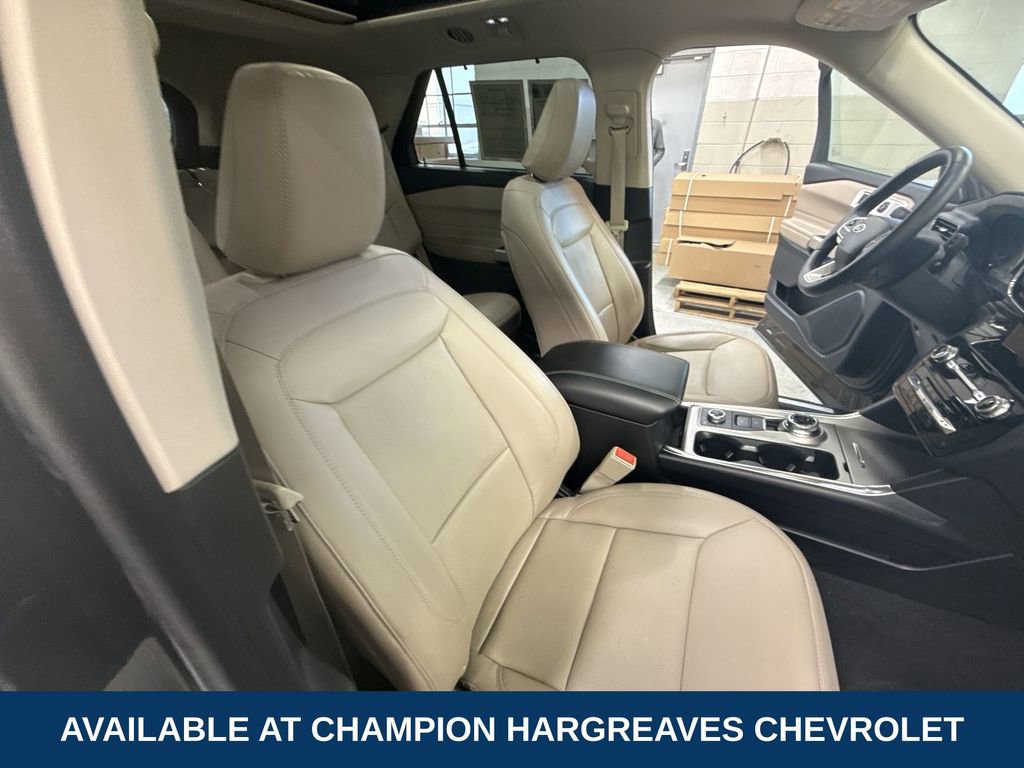 Used 2023 Ford Explorer Limited w/ Limited Technology Package image 36