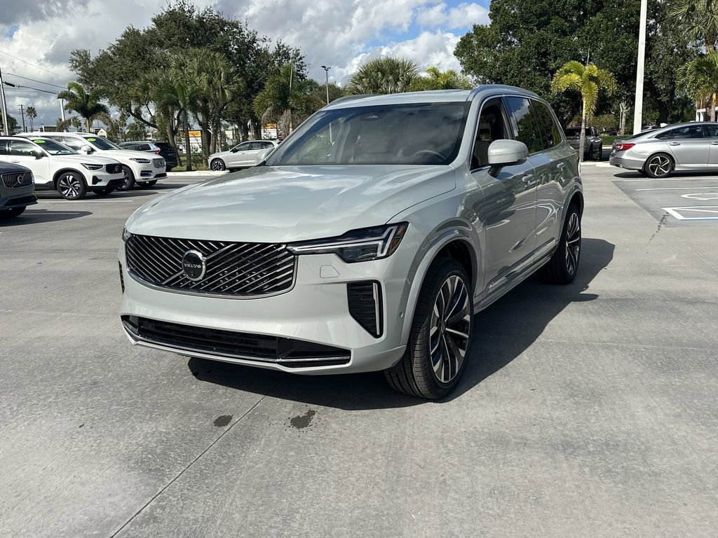 New 2026 Volvo XC90 B6 Plus w/ Protection Package Premier image 2