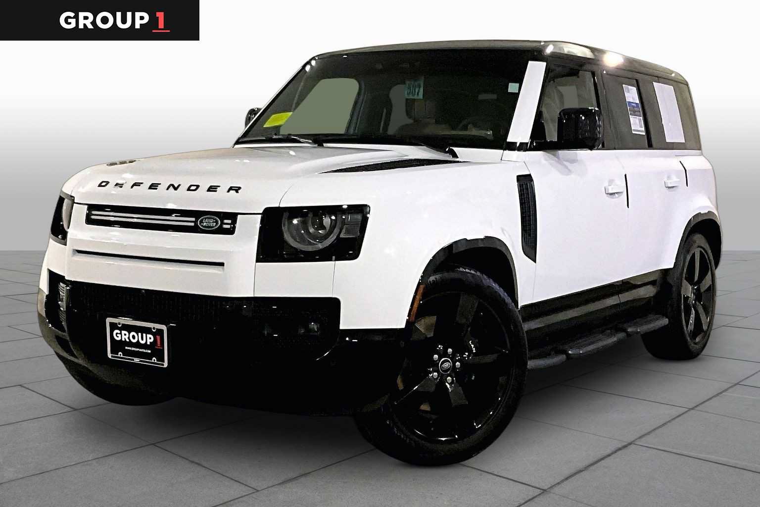 Used 2025 Land Rover Defender 110 V8 AWD/4WD image 1