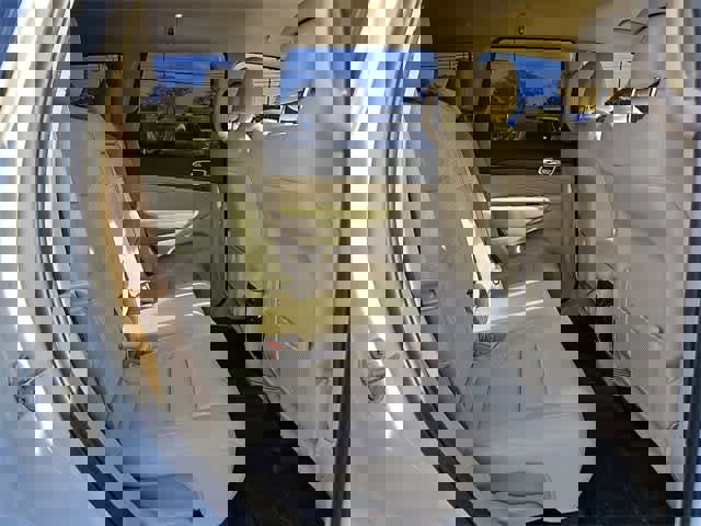 Used 2019 Jeep Grand Cherokee Laredo image 31