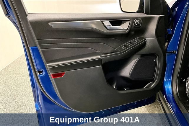 Used 2022 Ford Escape Titanium w/ Class II Trailer Tow Package AWD/4WD image 26