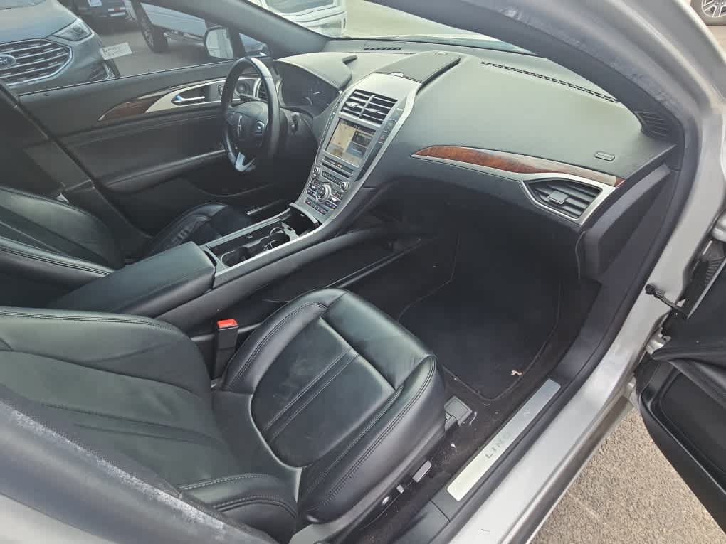 Used 2019 Lincoln MKZ Reserve w/ Reserve Plus Package FWD image 13