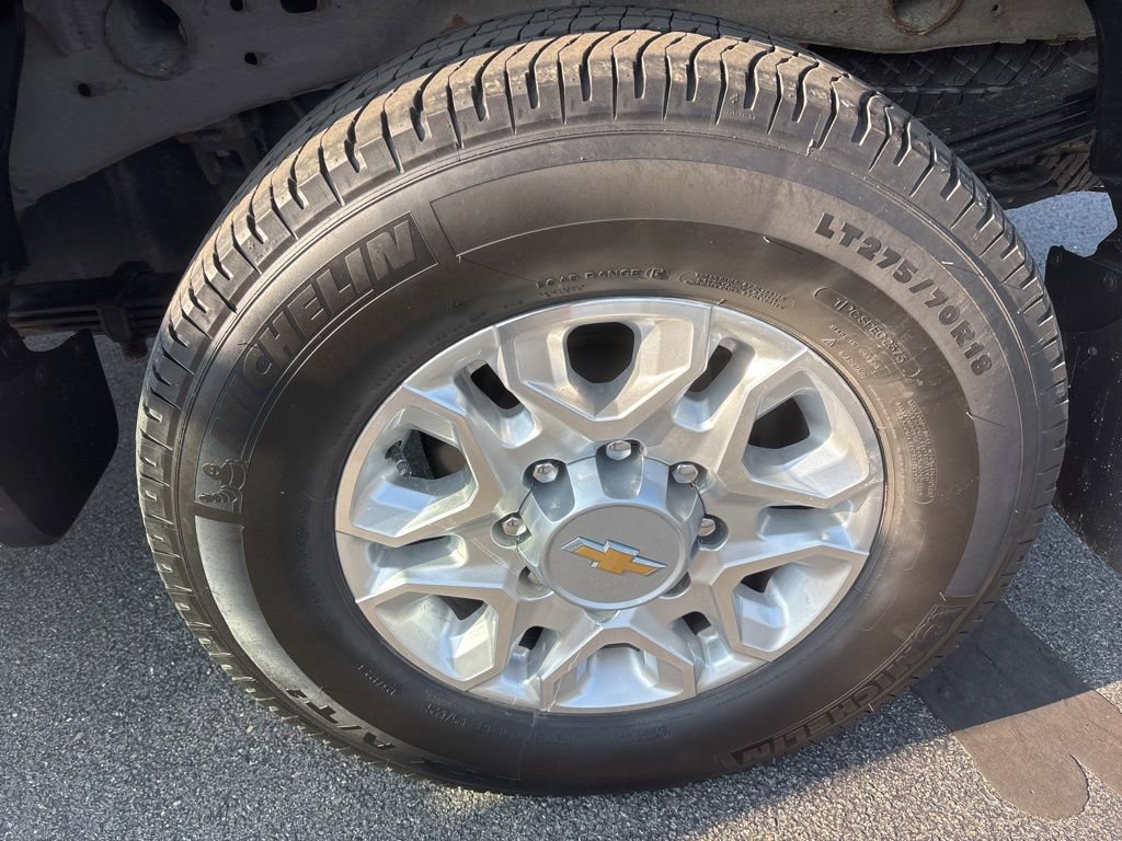 Certified 2024 Chevrolet Silverado 2500 LT w/ Convenience Package image 21