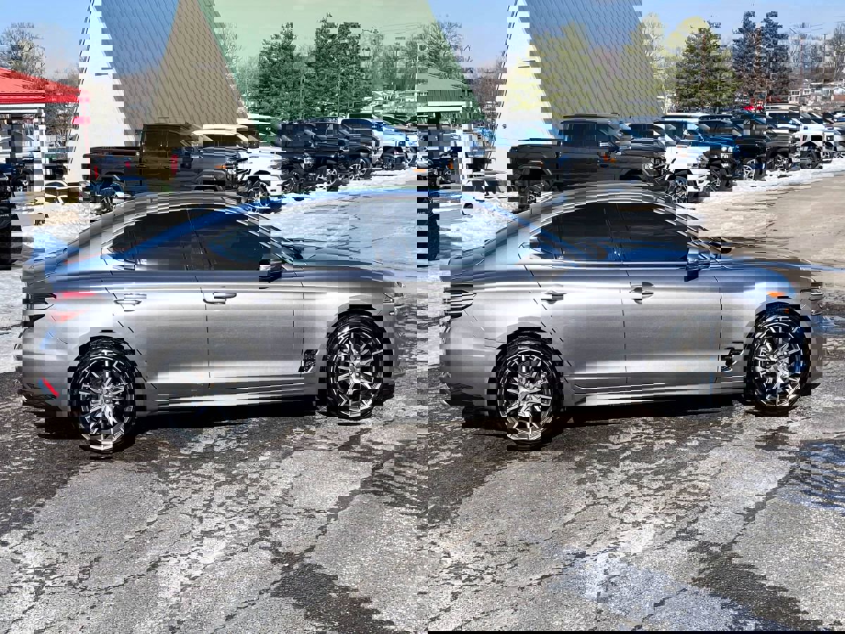 Used 2022 Genesis G70 2.0T w/ Prestige Package image 4