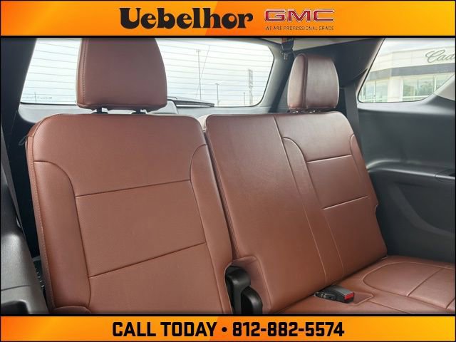 Used 2020 Chevrolet Traverse High Country w/ LPO, Floor Liner Package AWD/4WD image 8