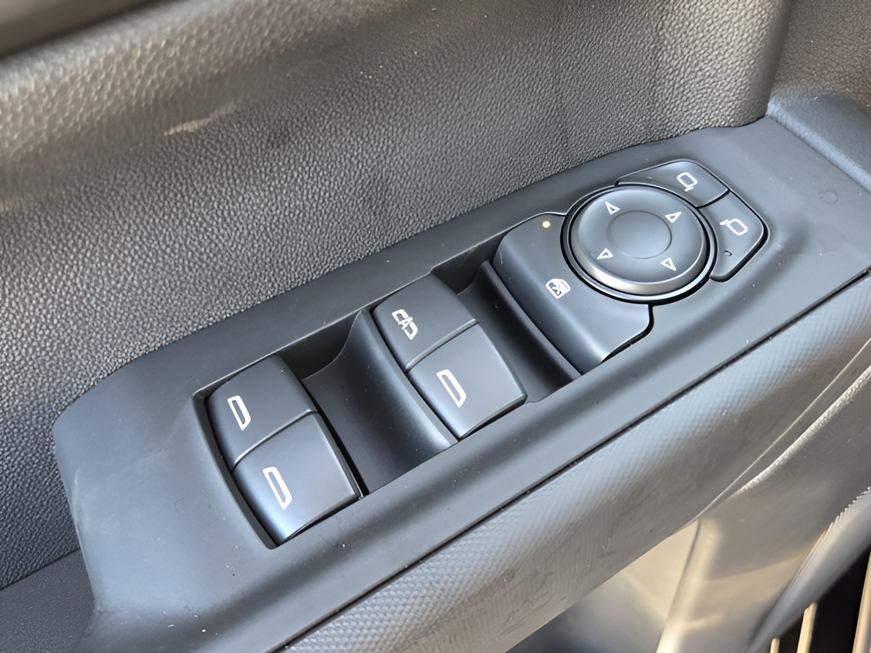 New 2026 Chevrolet Silverado 1500 Custom AWD/4WD image 27