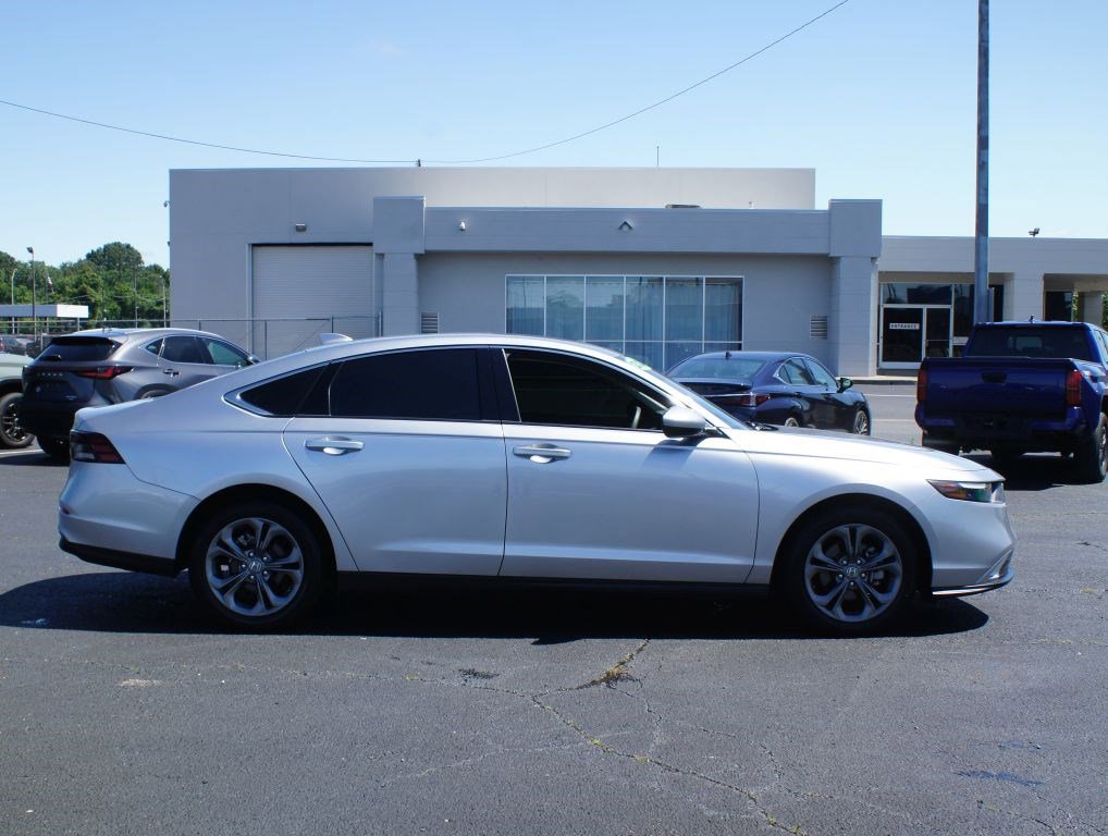 Used 2024 Honda Accord EX image 20
