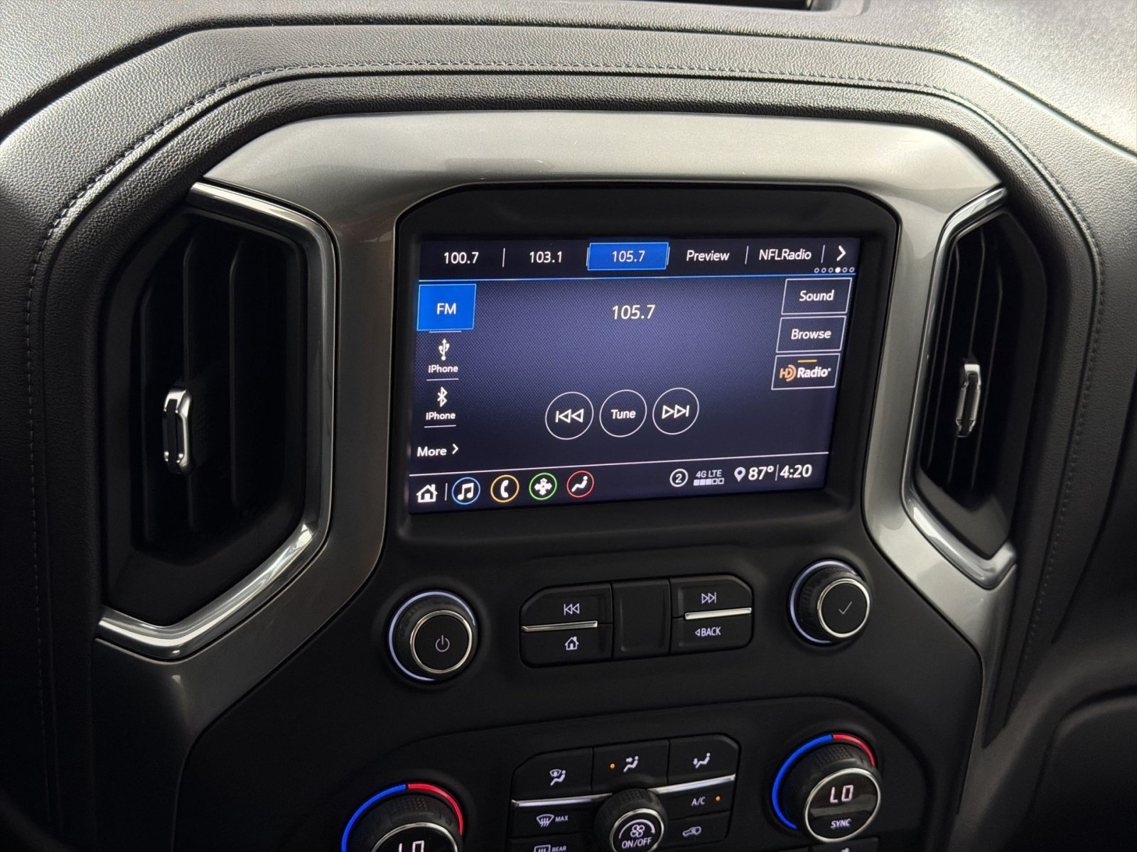 Used 2020 Chevrolet Silverado 1500 RST w/ All-Star Edition AWD/4WD image 18