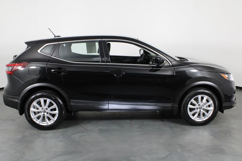 Certified 2021 Nissan Rogue Sport S FWD image 15